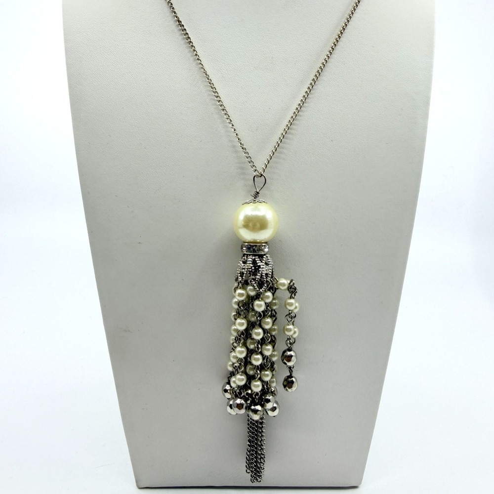 Vintage Y2K Silver Tone Faux Pearl Statement Tassel Pendant Long Chain Necklace